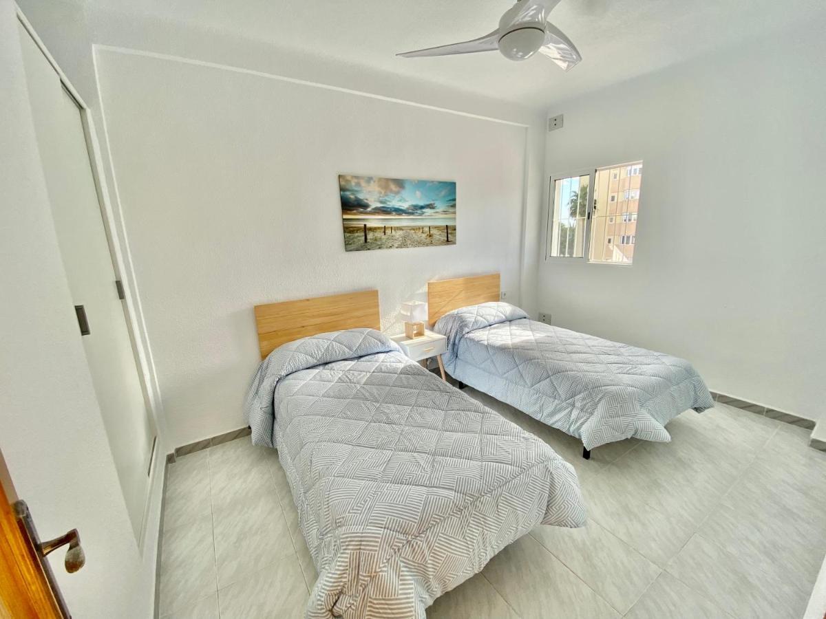 Amplio Apartamento Con Vistas Al Mar, Parking Y Wifi Alicante Ngoại thất bức ảnh